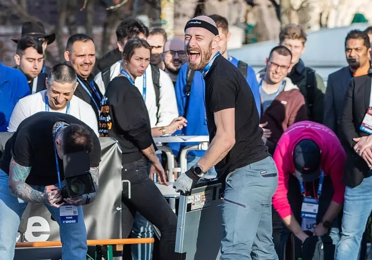 esports event people