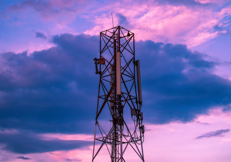 Android 16 will alert users to possible Stingray surveillance, fake cell towers