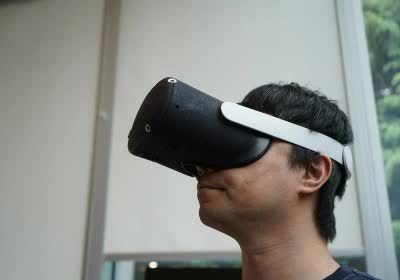 meta vr headset