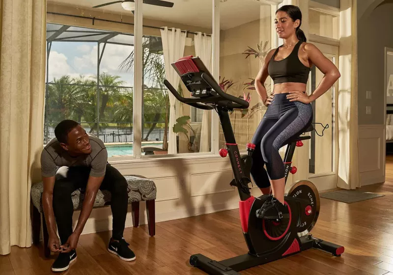 Echelon exercise machines lose offline functionality after update, jailbreak exists but can't be released