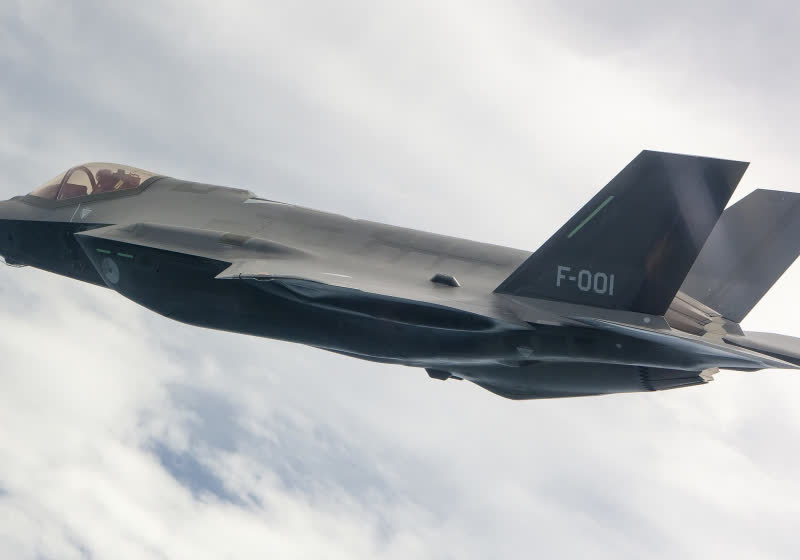 US Air Force F-35 crashes after pilot's 50-minute conference call with Lockheed engineers