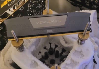 ddr5 gigabyte memory overclocking