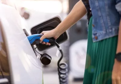 uber electric cars ride sharing incentives
