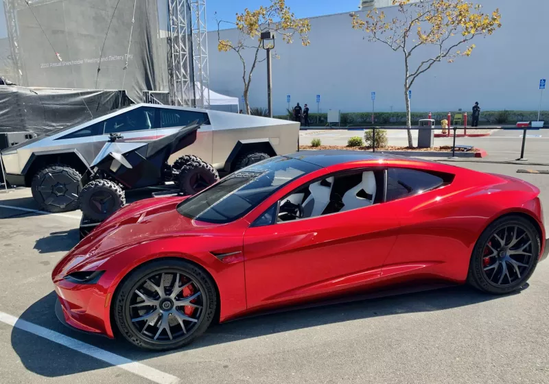 Tired of waiting 7.5 years, Sam Altman tries – and fails – to cancel his Tesla Roadster and get his $50,000 back