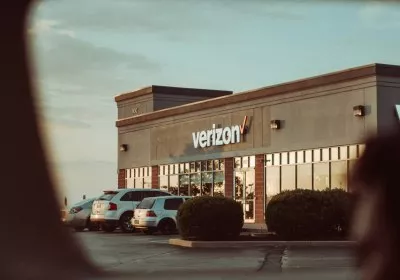 verizon layoffs verizon ceo wireless carrier