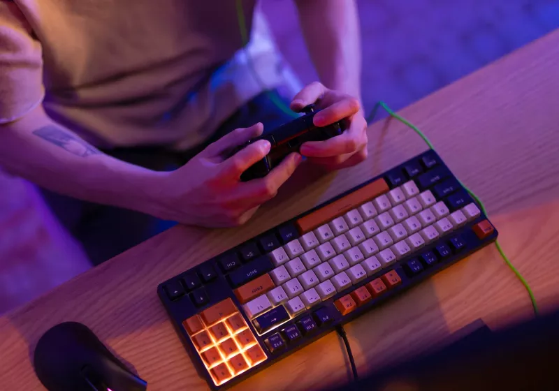 Survey reveals more players in the US and UK prefer single-player games over multiplayer 