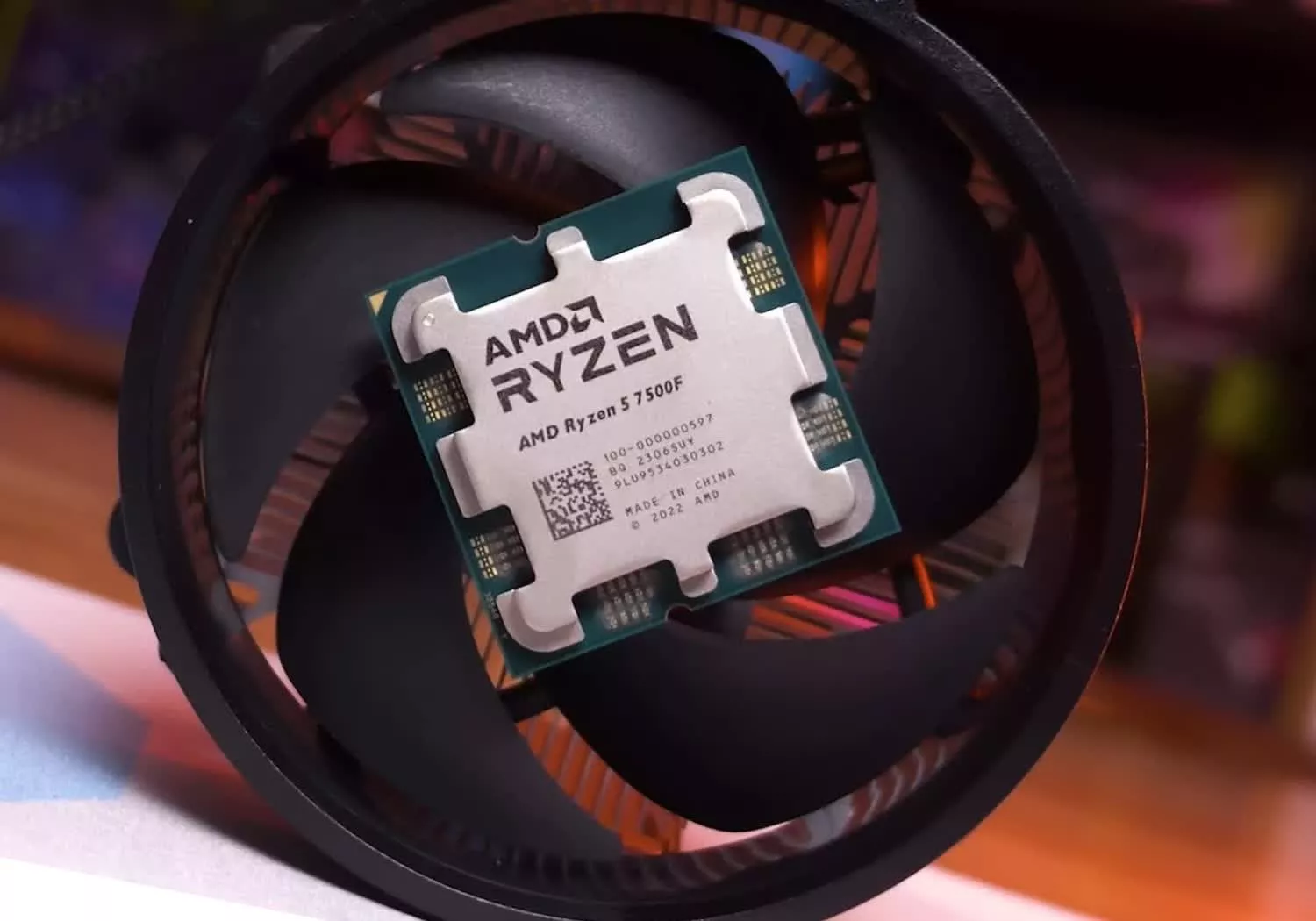 AMD Ryzen 5 7500F vs. Intel Core i5-12400F: What's the Best Budget CPU?