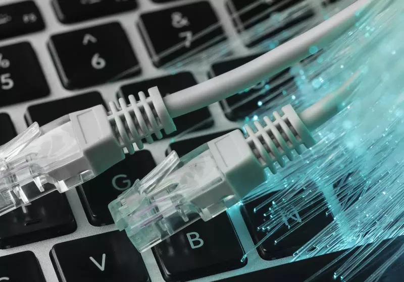 FCC rolls back plan to make cybersecurity a legal duty for telecom carriers