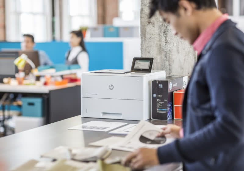 HP to lay off up to 6,000 workers as it goes all-in on AI and automation