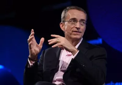 pat gelsinger xlight washington investment startups moores law euv asml chips act with video