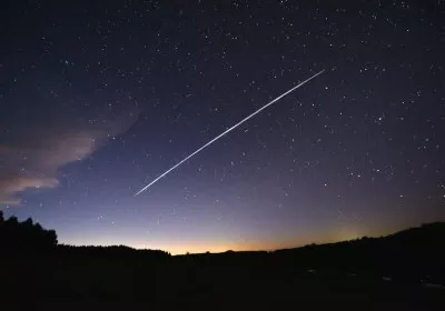 starlink earth satellite spacex low earth orbit