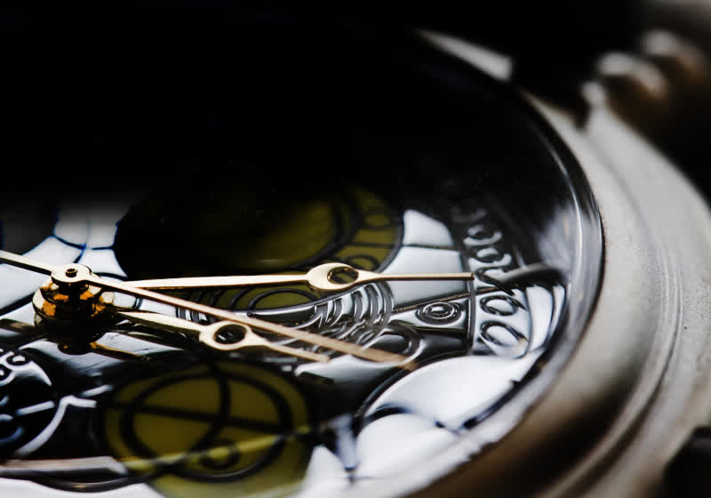 NIST warns that its NIST-F4 atomic clock lost track of time after a power outage