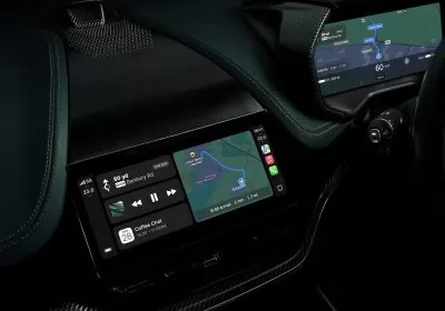 apple carplay siri apple carplay chatgpt google gemini claude ai