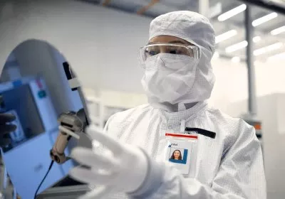 intel cpu chip tsmc semiconductor design architecture chipmakers intel foundry