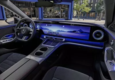 mercedes c-class electric cars screen size mercedes-benz luxury car