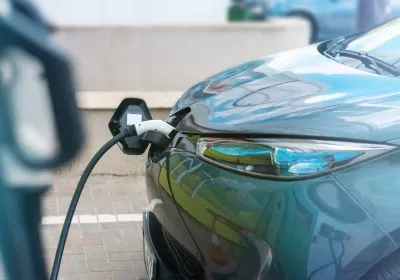 electric cars charging