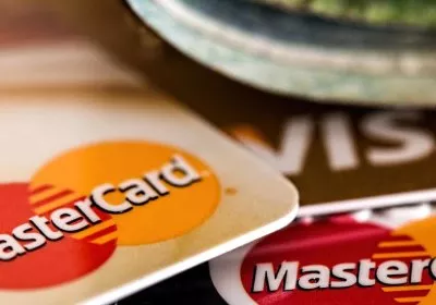 cashless credit card mastercard outage australia payments cash